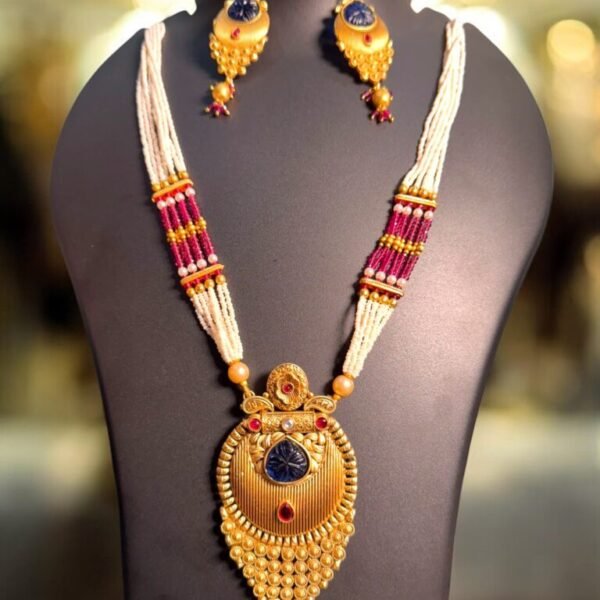 Regal Moonstone Pendant Necklace with Earrings